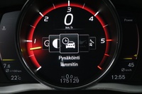 Volvo V60 Cross Country vaihtoauto