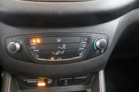 Ford Transit Courier vaihtoauto