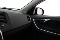 Volvo V60 Cross Country vaihtoauto