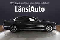 BMW i7 vaihtoauto