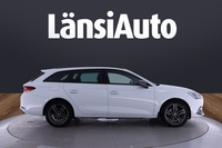 SEAT Leon Sportstourer vaihtoauto