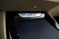 BMW iX3 vaihtoauto