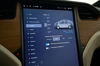 Tesla Model X vaihtoauto