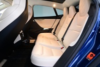 Tesla Model S vaihtoauto
