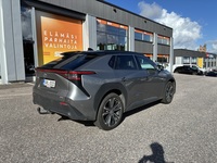 Toyota bZ4X vaihtoauto