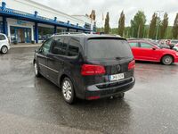 Volkswagen Touran vaihtoauto