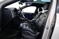 Porsche Cayenne vaihtoauto