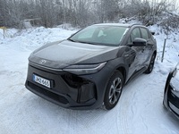 Toyota bZ4X vaihtoauto