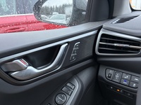 Hyundai IONIQ plug-in vaihtoauto