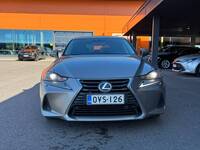 Lexus IS vaihtoauto
