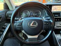 Lexus IS vaihtoauto