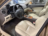 Lexus IS vaihtoauto
