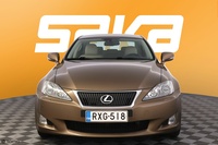 Lexus IS vaihtoauto