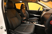 Nissan Navara vaihtoauto