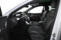 Audi Q8 e-tron vaihtoauto