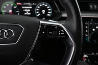 Audi Q8 e-tron vaihtoauto