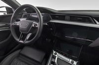 Audi Q8 e-tron vaihtoauto