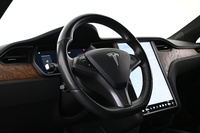 Tesla Model S vaihtoauto