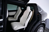 Tesla Model X vaihtoauto