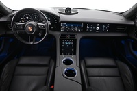 Porsche Taycan vaihtoauto