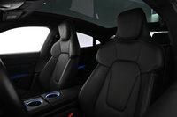 Porsche Taycan vaihtoauto