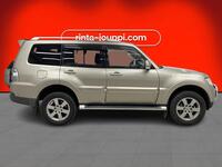 Mitsubishi Pajero vaihtoauto