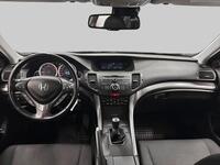 Honda Accord vaihtoauto