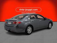 Honda Accord vaihtoauto