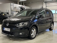 Volkswagen Touran vaihtoauto