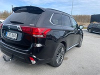 Mitsubishi Outlander PHEV vaihtoauto