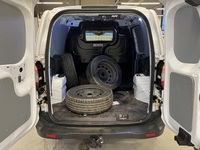 Ford Transit Courier vaihtoauto