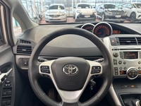 Toyota Verso vaihtoauto