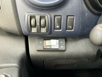 Opel Vivaro vaihtoauto