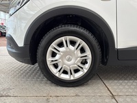 Opel Crossland X vaihtoauto