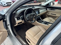 Jaguar XF vaihtoauto