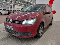 Volkswagen Touran vaihtoauto