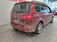 Volkswagen Touran vaihtoauto