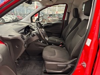 Ford Transit Courier vaihtoauto