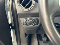 Ford Transit Courier vaihtoauto