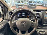Opel Vivaro vaihtoauto