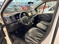 Opel Vivaro vaihtoauto