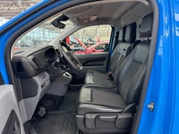 Opel Vivaro vaihtoauto