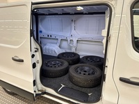 Nissan NV300 vaihtoauto