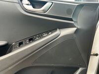 Hyundai IONIQ hybrid vaihtoauto