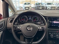 Volkswagen Golf Sportsvan vaihtoauto