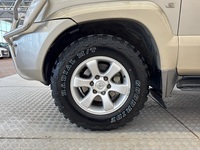 Toyota Land Cruiser vaihtoauto