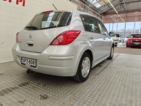 Nissan Tiida vaihtoauto