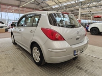 Nissan Tiida vaihtoauto