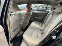 Honda Insight vaihtoauto