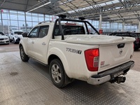 Nissan Navara vaihtoauto